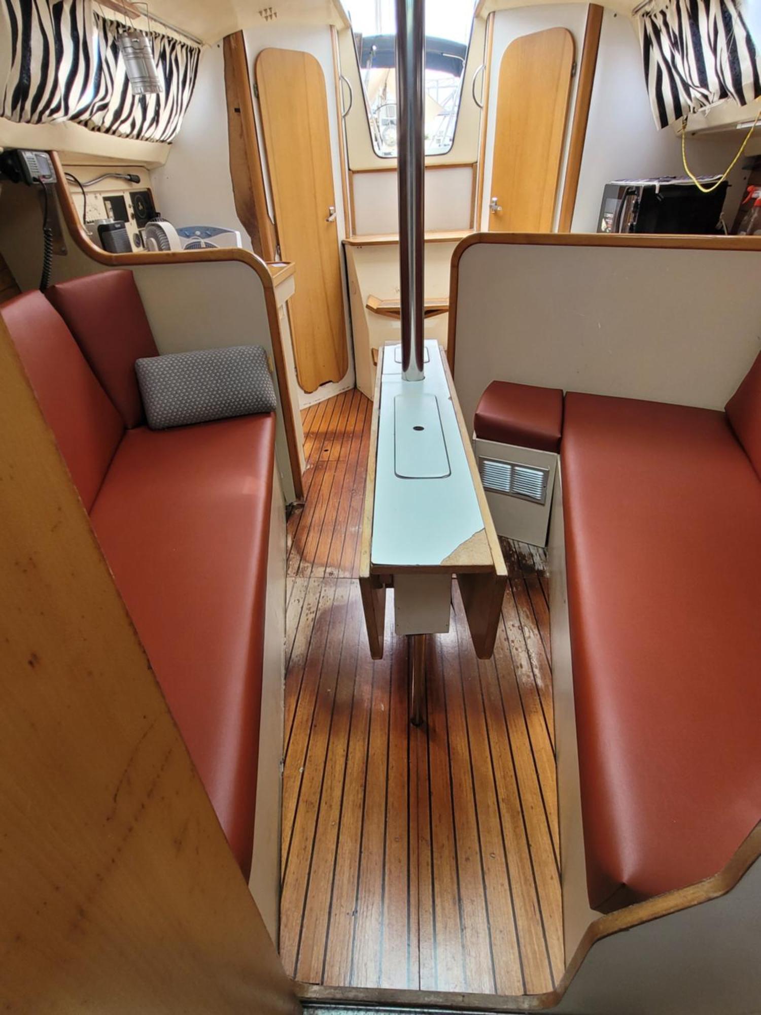 Experience On A Sailboat To Sleep Hotel ซานต์อาเตรียเดเบซอซ ภายนอก รูปภาพ